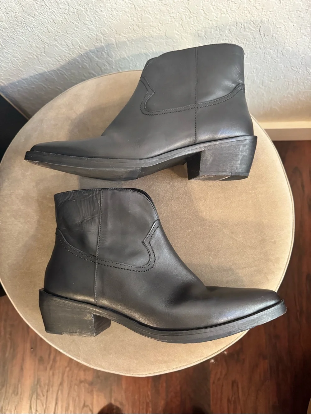 Vintage Foundry Co. Arielle VFL 175 Black Leather Western Ankle Boots 8.5